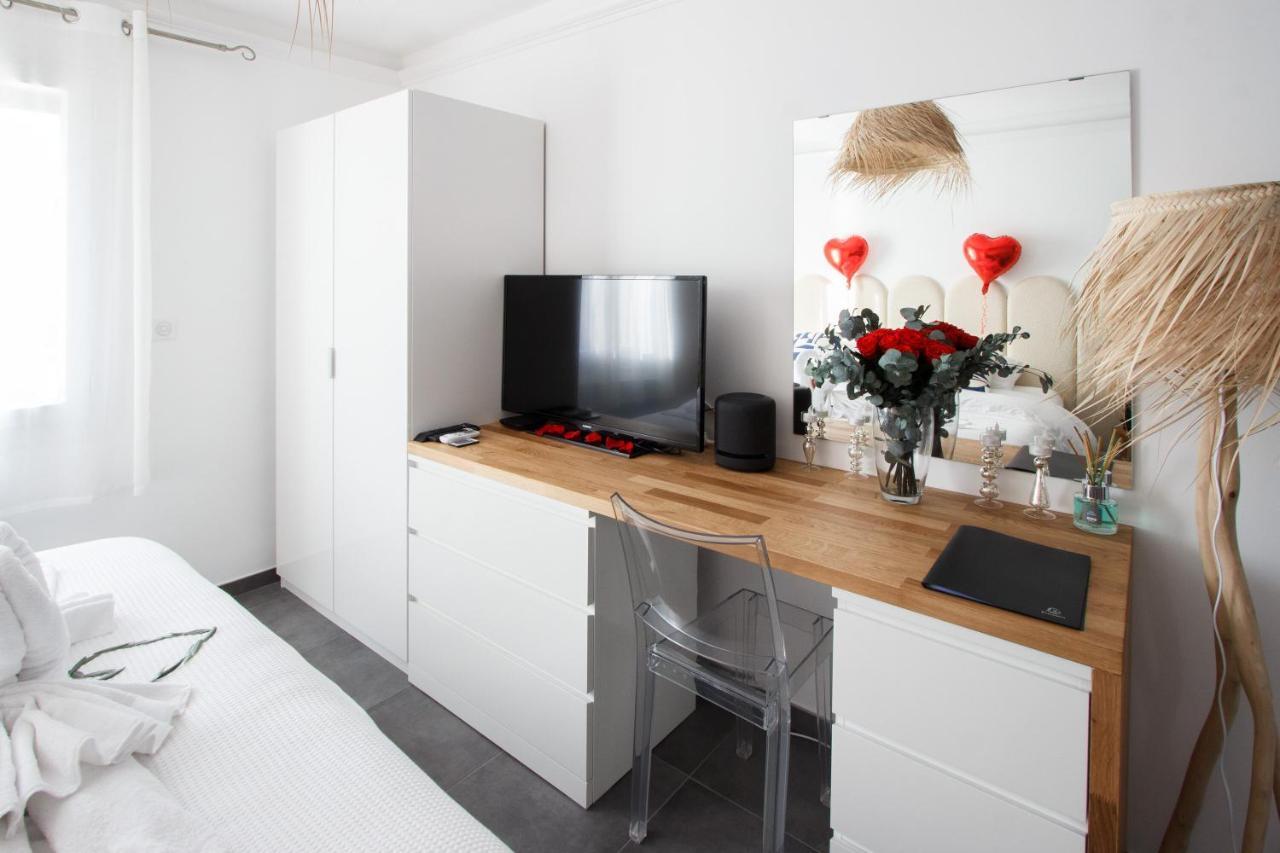 Casa Amor & Spa, Appartement Suite Jacuzzi & Piscine Chauffee Montfort-sur-Argens エクステリア 写真