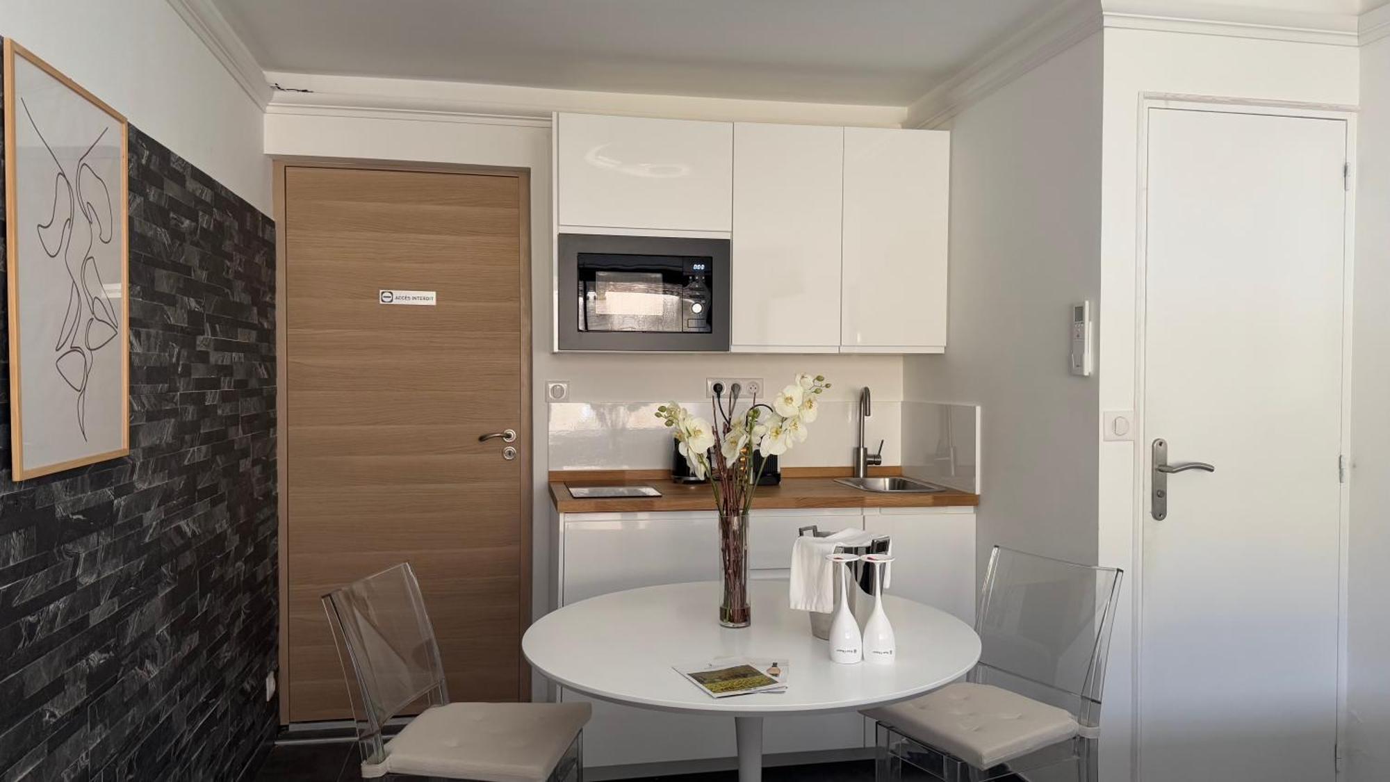 Casa Amor & Spa, Appartement Suite Jacuzzi & Piscine Chauffee Montfort-sur-Argens エクステリア 写真